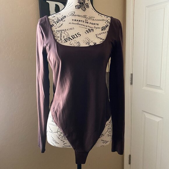 Lululemon Nulu Square Neck Long Sleeve Bodysuit Brown - Sz Large - Picture 3 of 15